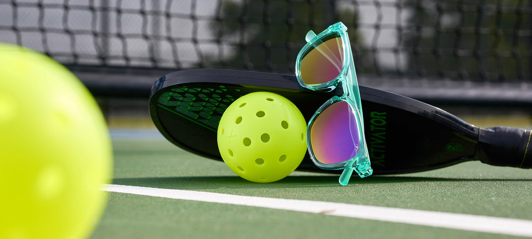 Tifosi Smirk, Aqua Shimmer Frame - Smoke Tint w Rose Pink Mirror